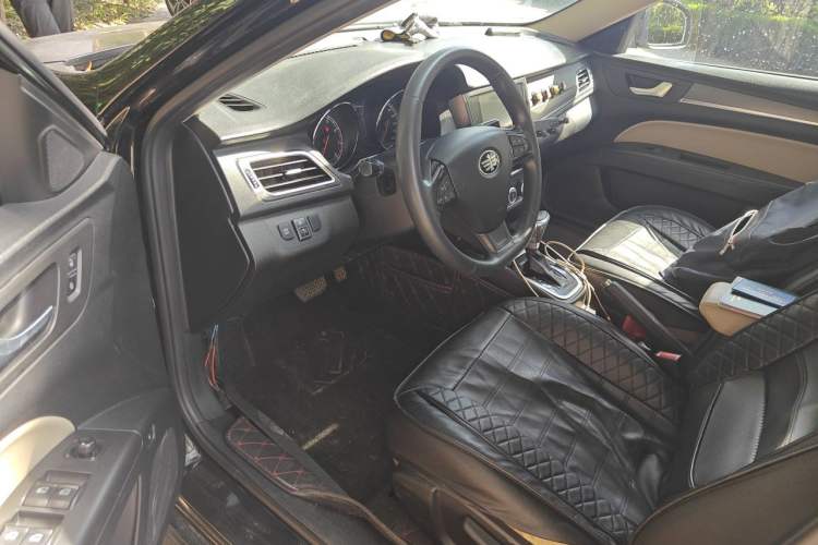 Used Bestune B30 2016 1.6L Automatic Luxury Model Driver Seat