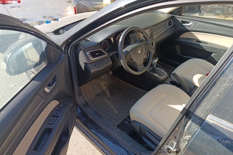 Used Bestune B30 2016 1.6L Automatic Luxury Model Driver Seat