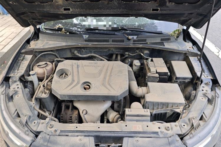 Used Bestune B30 2016 1.6L manual luxury version Engine Bay