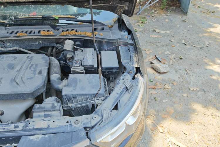 Used Bestune B30 2016 1.6L manual Comfort trim level Engine Bay Left