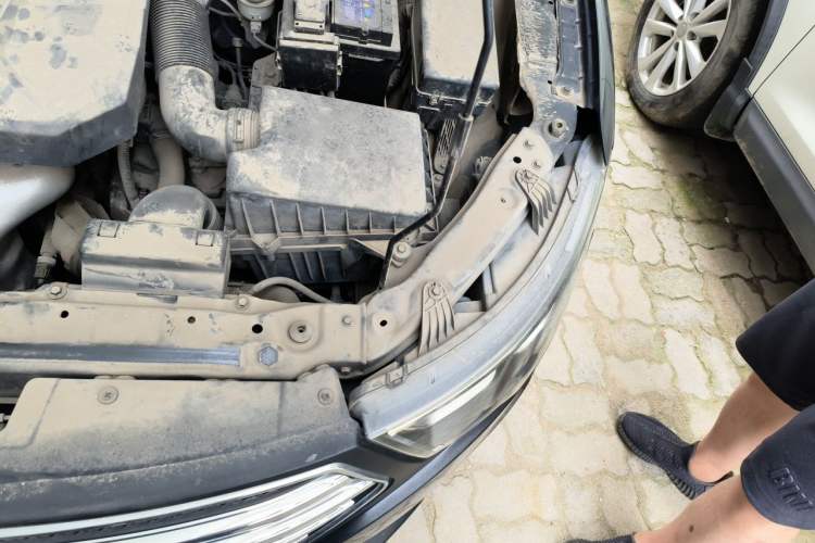 Used Bestune B30 2016 1.6L Automatic Luxury Model Engine Bay Left
