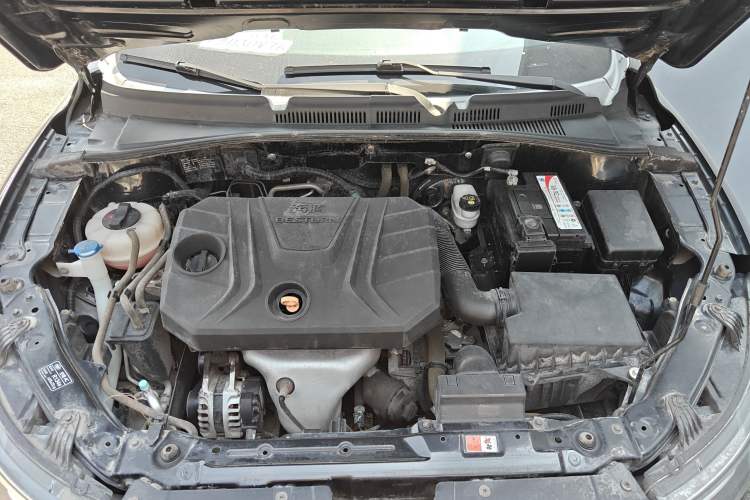 Used Bestune B30 2016 1.6L Automatic Luxury Model Engine Bay