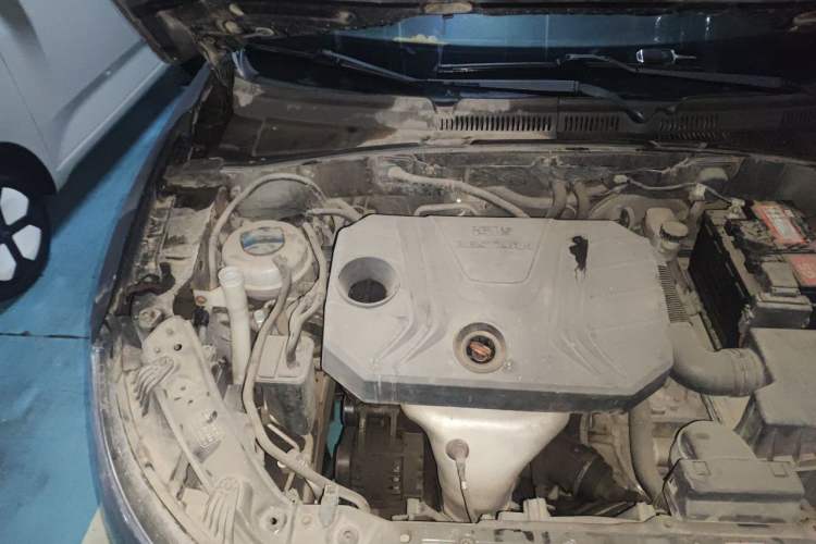Used Bestune B30 2016 1.6L Automatic Luxury Model Engine Bay Right