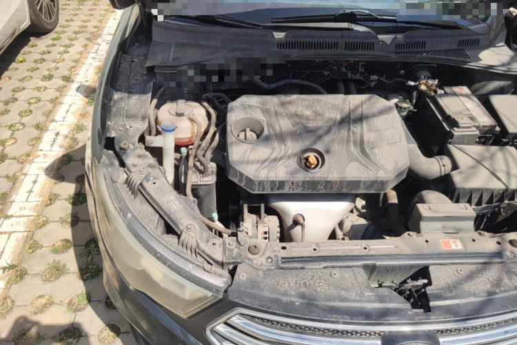Used Bestune B30 2016 1.6L manual Comfort trim level Engine Bay Right