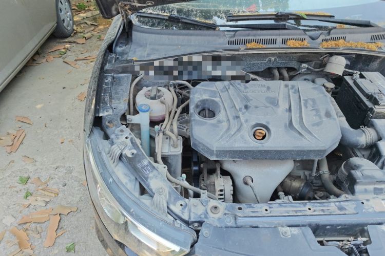 Used Bestune B30 2016 1.6L manual Comfort trim level Engine Bay Right