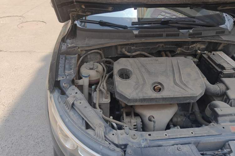 Used Bestune B30 2016 1.6L manual luxury version Engine Bay Right
