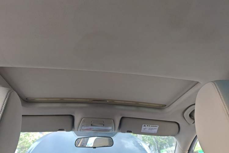 Used Bestune B30 2016 1.6L manual luxury version Headliner