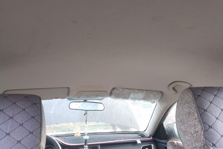 Used Bestune B30 2016 1.6L manual Comfort trim level Headliner
