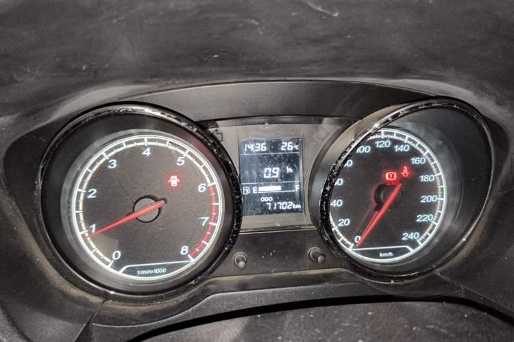 Used Bestune B30 2016 1.6L manual Comfort trim level Instrument Cluster