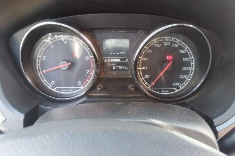 Used Bestune B30 2016 1.6L manual Comfort trim level Instrument Cluster