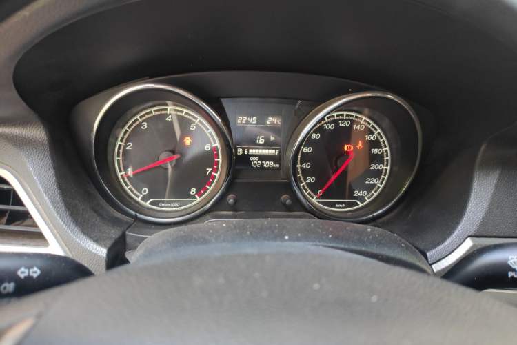 Used Bestune B30 2016 1.6L manual luxury version Instrument Cluster