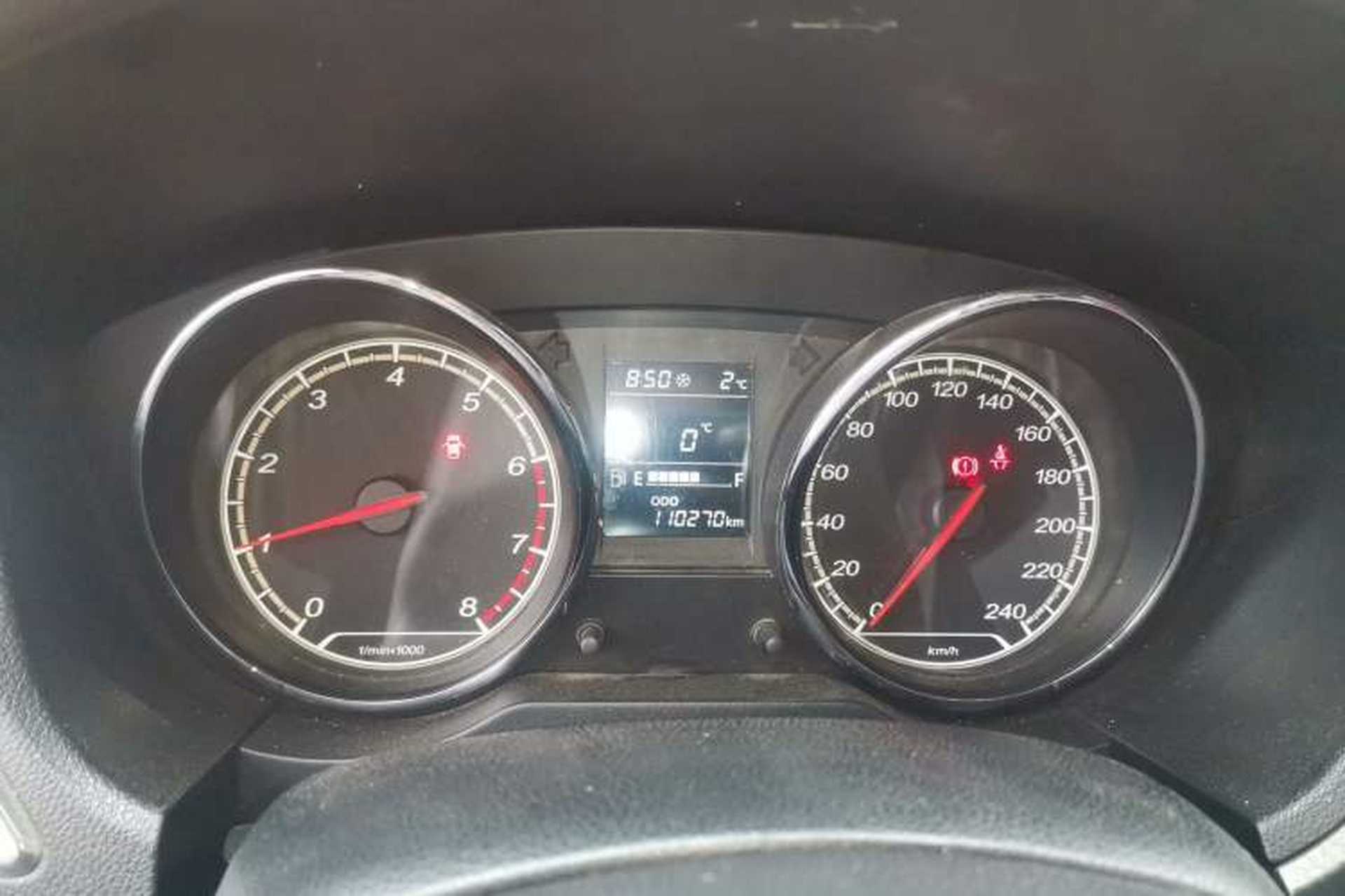 Used Bestune B30 2016 1.6L manual Comfort trim level Instrument Cluster