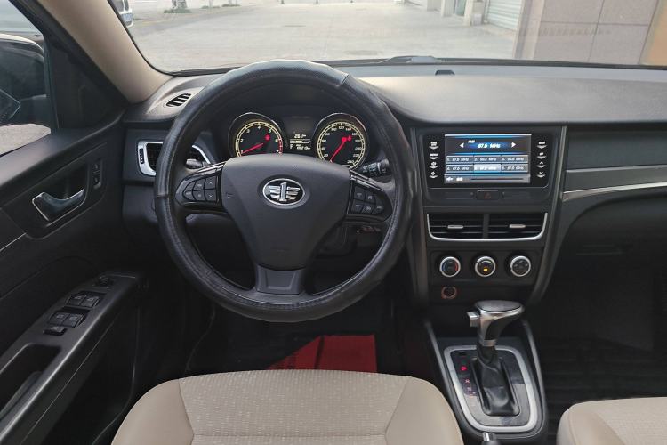 Used Bestune B30 2016 1.6L Automatic Luxury Model Interior 2