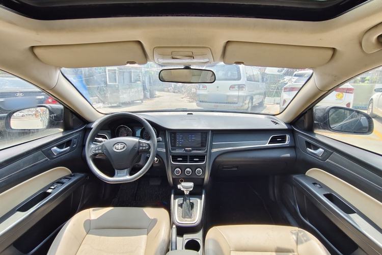 Used Bestune B30 2016 1.6L Automatic Luxury Model Interior 3