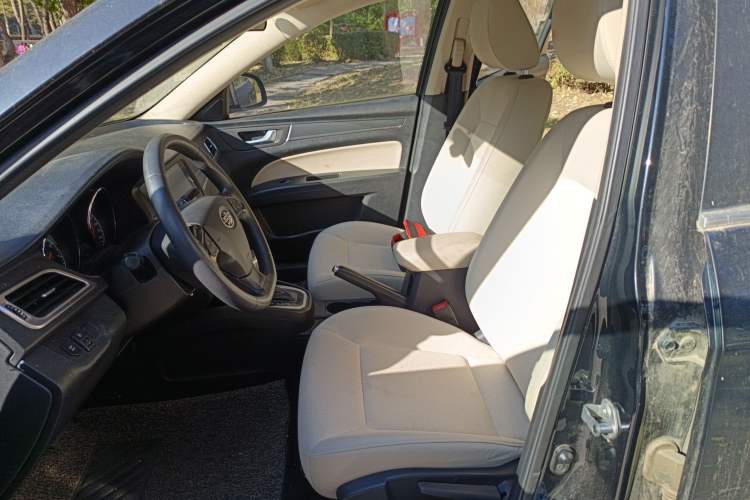 Used Bestune B30 2016 1.6L Automatic Luxury Model Left Front Seat