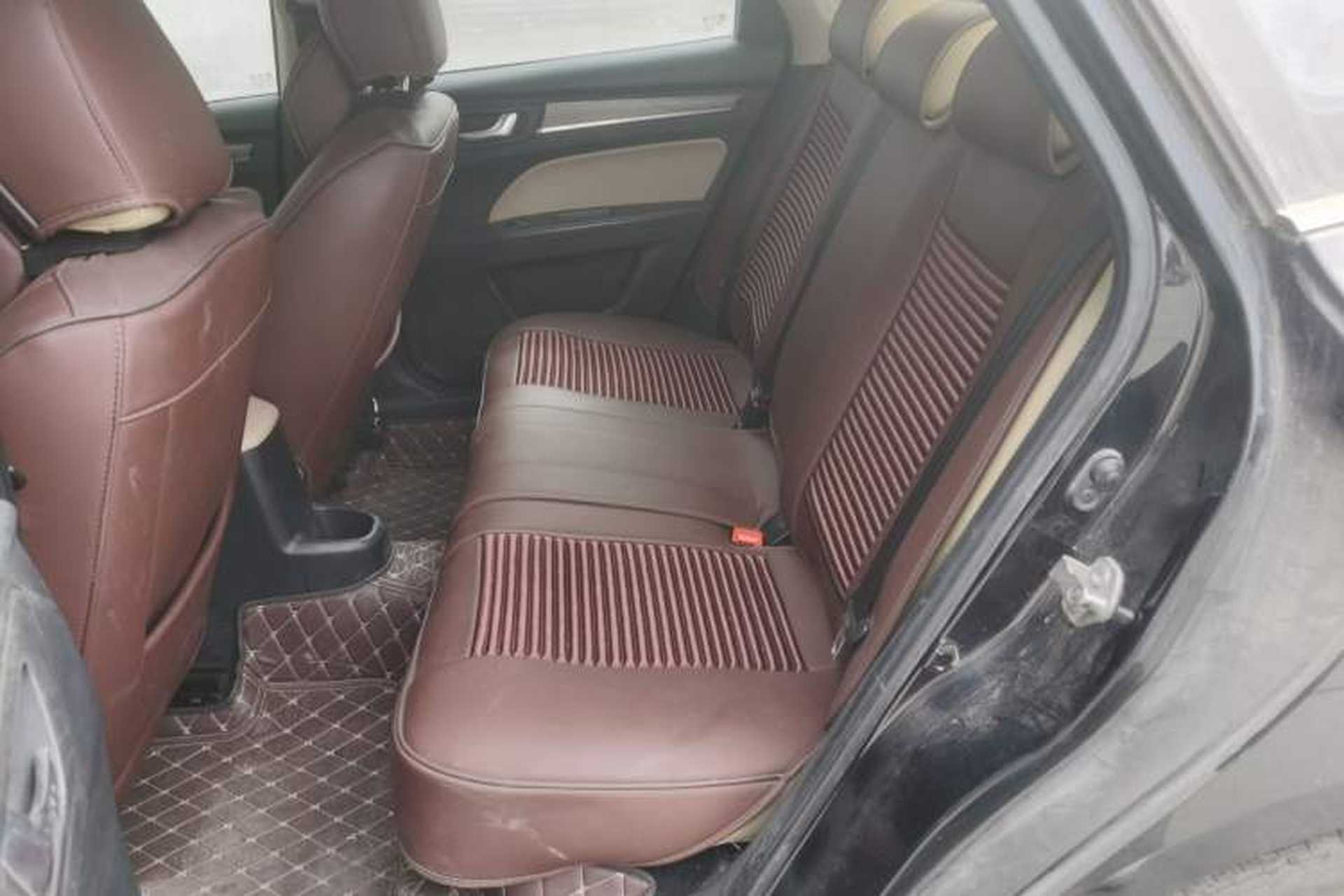 Used Bestune B30 2016 1.6L manual Comfort trim level Left Rear Seat