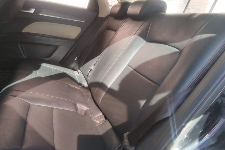 Used Bestune B30 2016 1.6L manual Comfort trim level Left Rear Seat