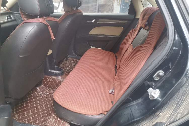 Used Bestune B30 2016 1.6L manual Comfort trim level Left Rear Seat
