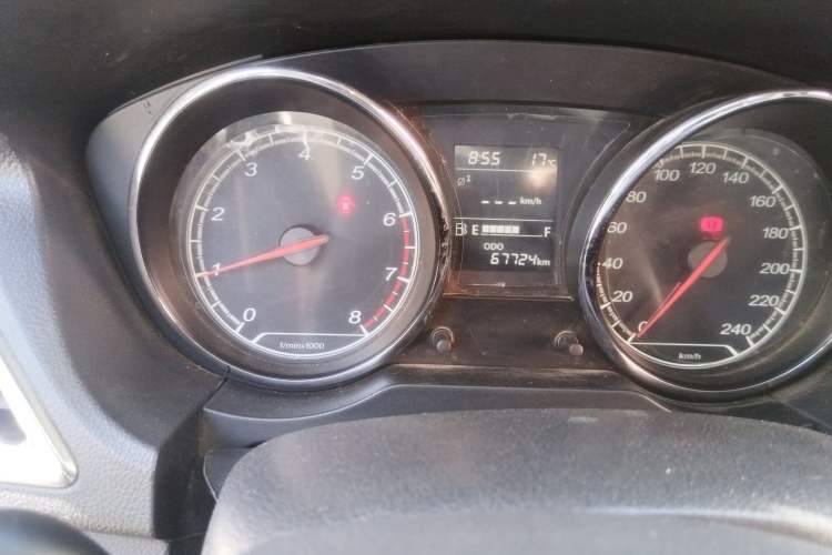 Used Bestune B30 2016 1.6L manual Comfort trim level Odometer Close Up
