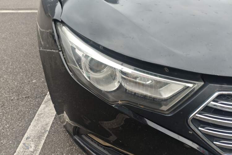 Used Bestune B30 2016 1.6L Automatic Luxury Model Right Front Headlight