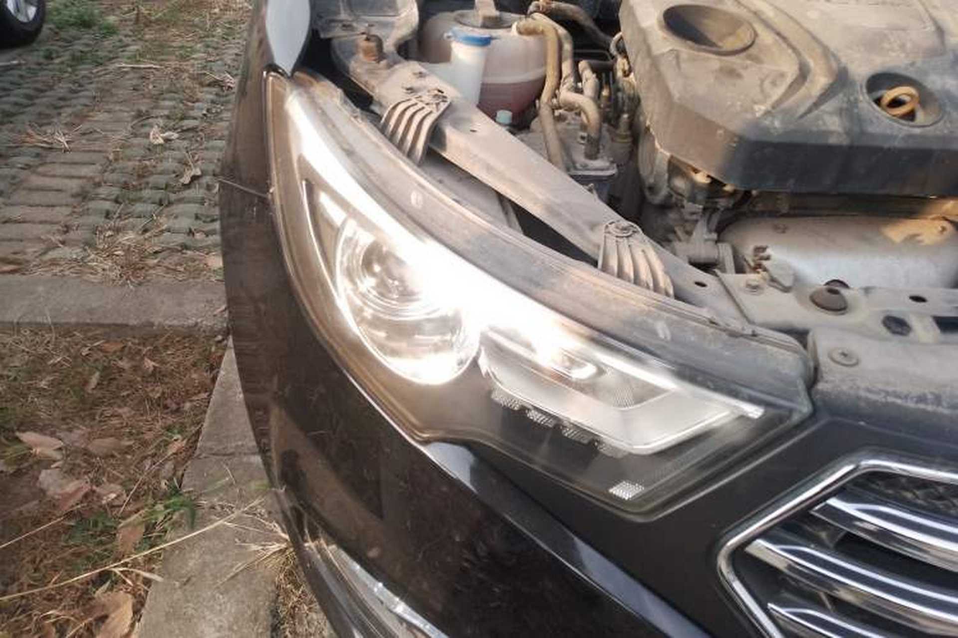 Used Bestune B30 2016 1.6L manual Comfort trim level Right Front Headlight