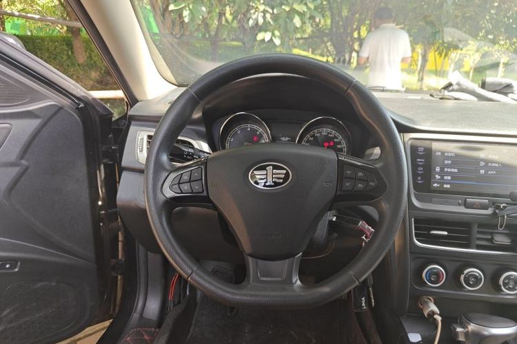 Used Bestune B30 2016 1.6L Automatic Luxury Model Steering Wheel