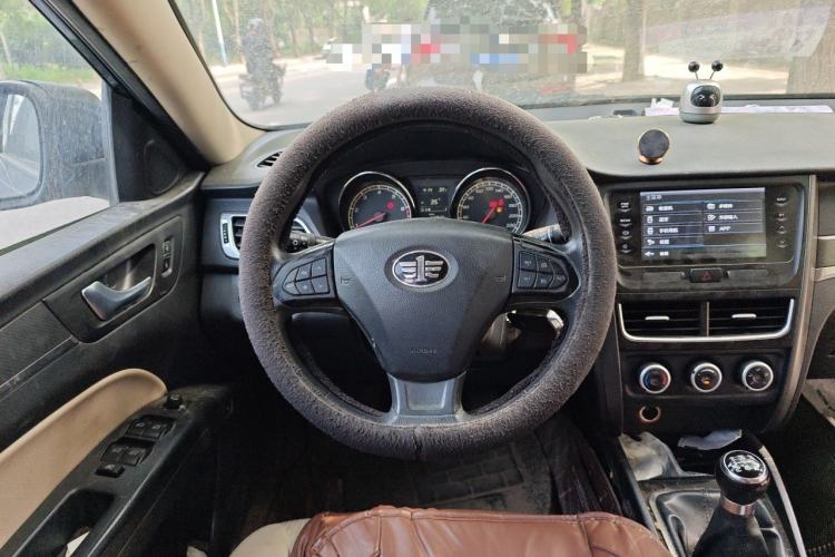 Used Bestune B30 2016 1.6L manual luxury version Steering Wheel