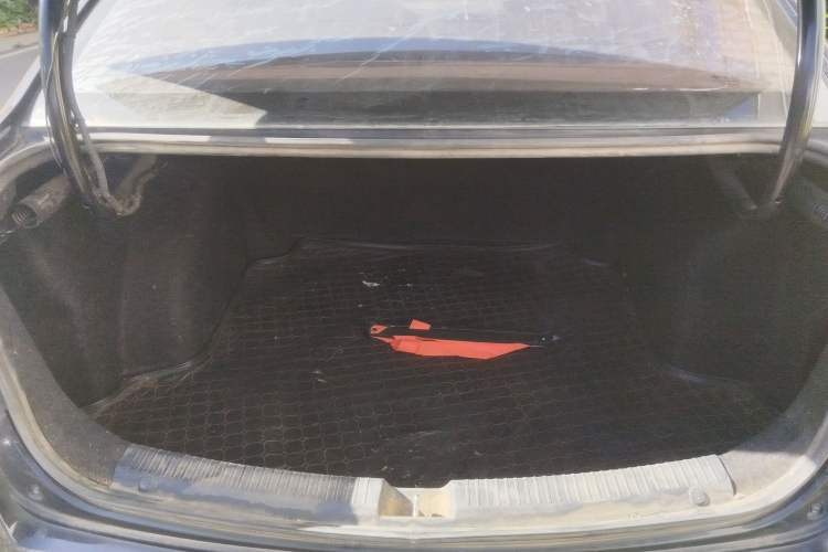 Used Bestune B30 2016 1.6L manual Comfort trim level Trunk