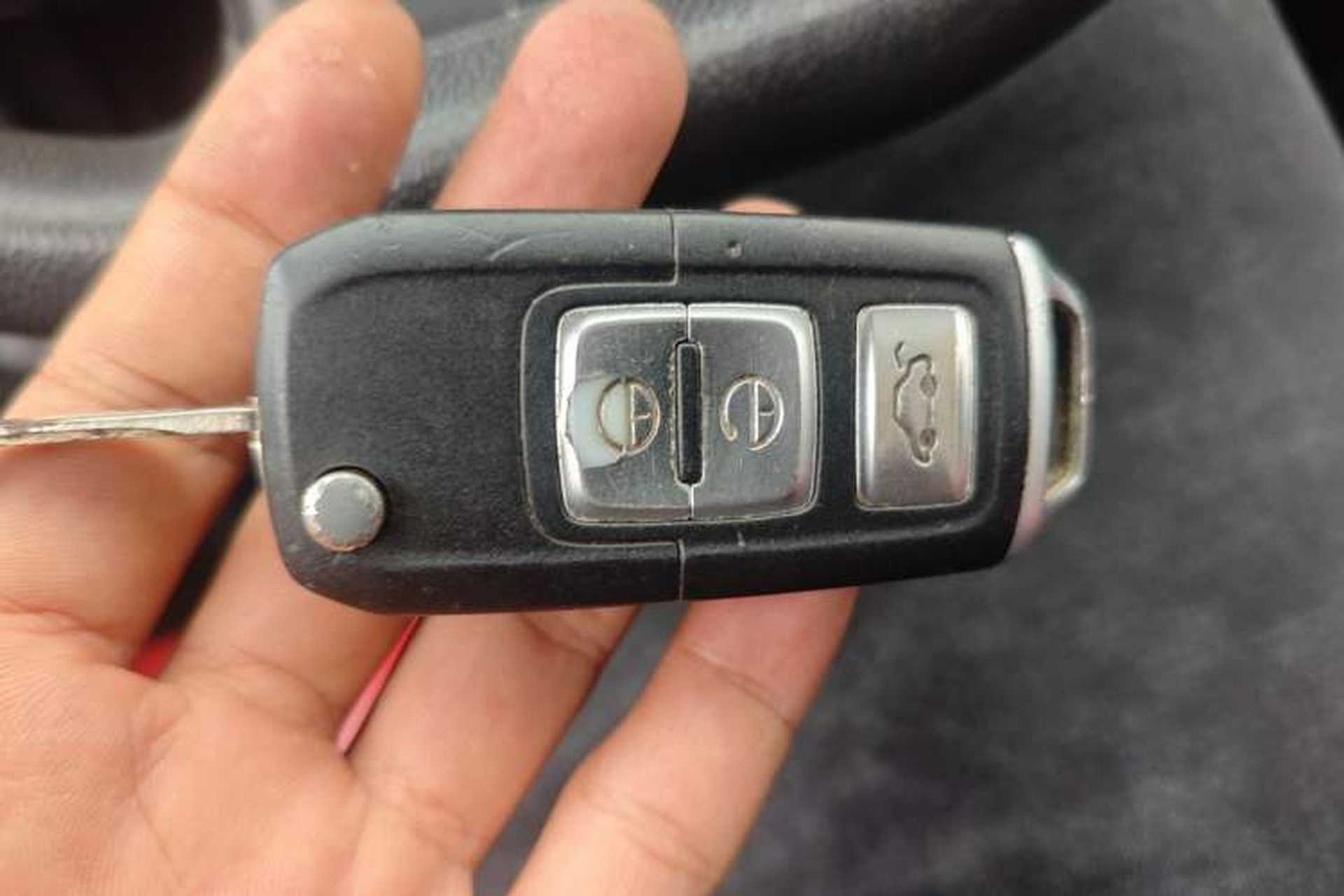 Used Bestune B30 2016 1.6L Automatic Luxury Model Vehicle Key