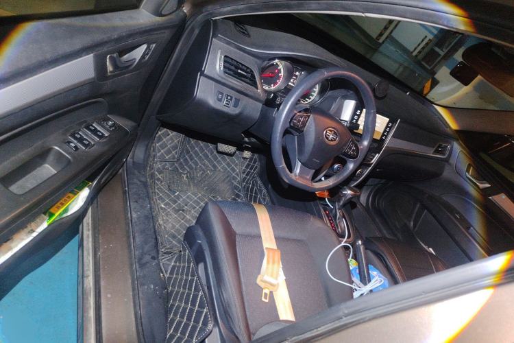 Used Bestune B30 2016 1.6L Automatic Luxury Model Driver Seat