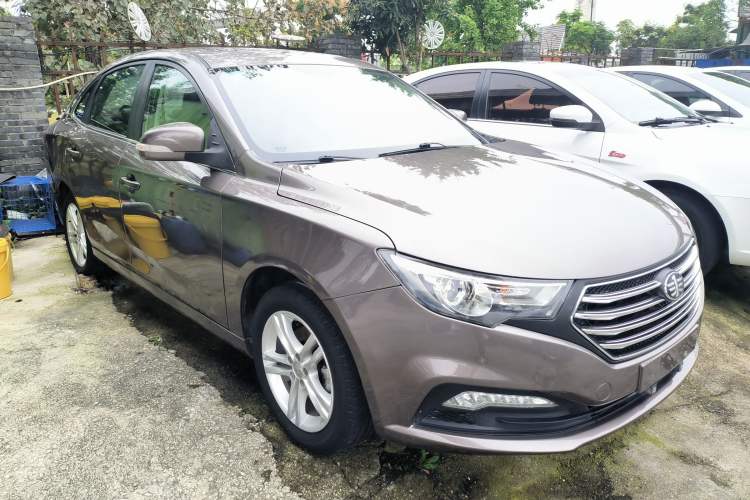 Used Bestune B30 2016 1.6L Automatic Luxury Model Front Right 45 Deg