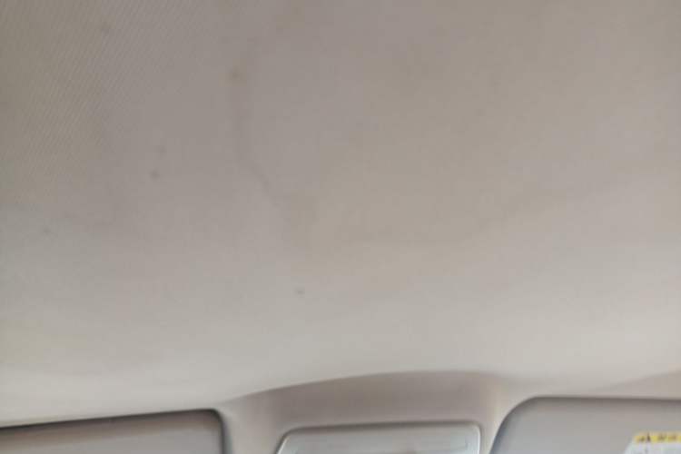 Used Bestune B30 2016 1.6L manual Comfort trim level Headliner
