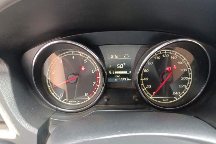 Used Bestune B30 2016 1.6L manual Comfort trim level Instrument Cluster