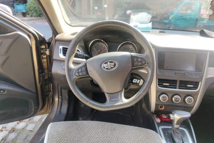 Used Bestune B30 2016 1.6L Automatic Luxury Model Interior 2