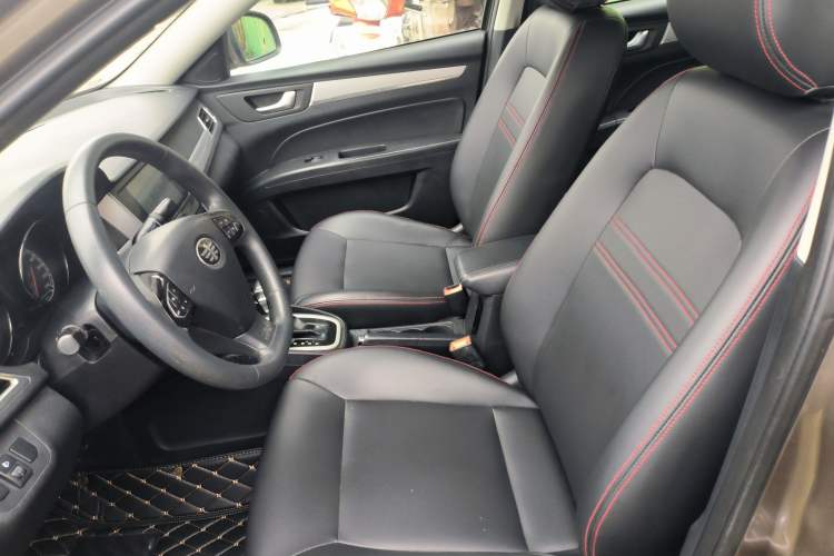 Used Bestune B30 2016 1.6L Automatic Luxury Model Left Front Seat