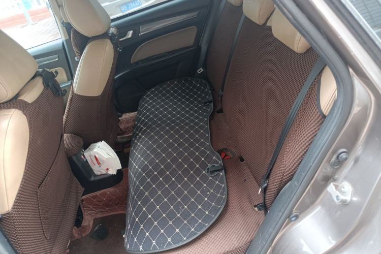 Used Bestune B30 2016 1.6L manual Comfort trim level Left Rear Seat