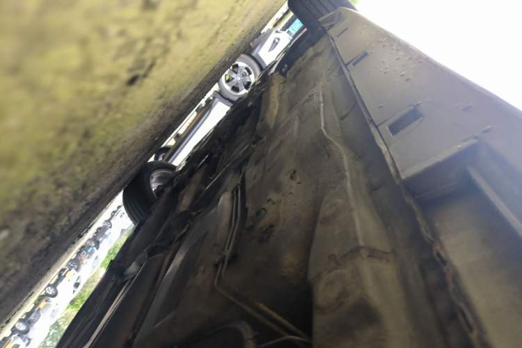 Used Bestune B30 2016 1.6L Automatic Luxury Model Left Side Sill