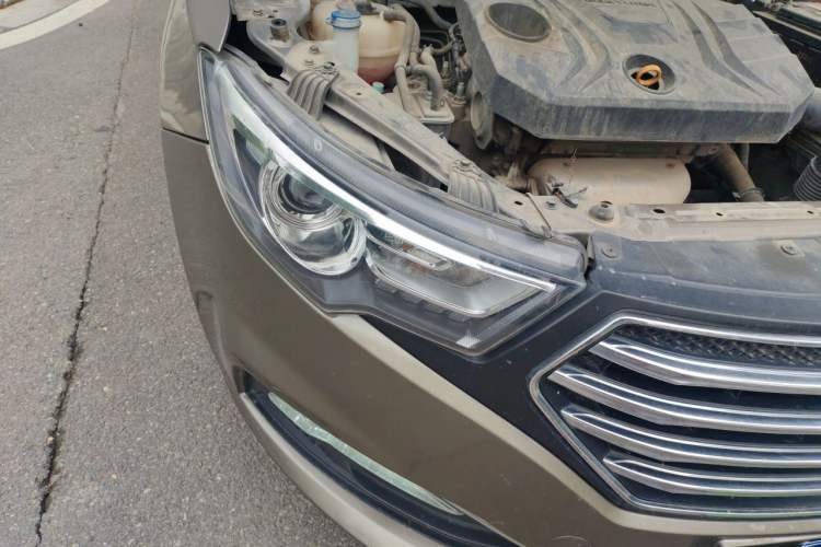 Used Bestune B30 2016 1.6L Manual Premium Edition Right Front Headlight