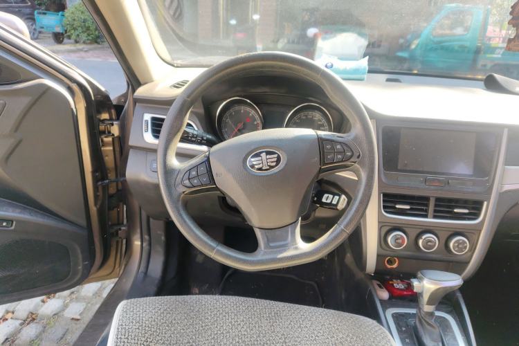 Used Bestune B30 2016 1.6L Automatic Luxury Model Steering Wheel