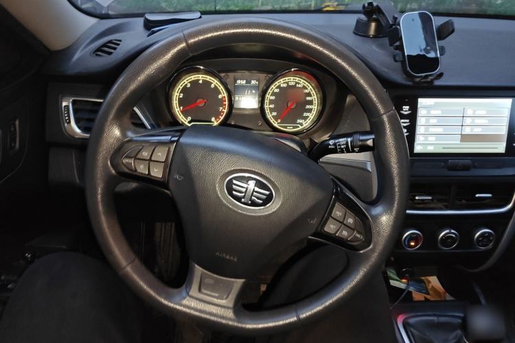 Used Bestune B30 2016 1.6L manual luxury version Steering Wheel