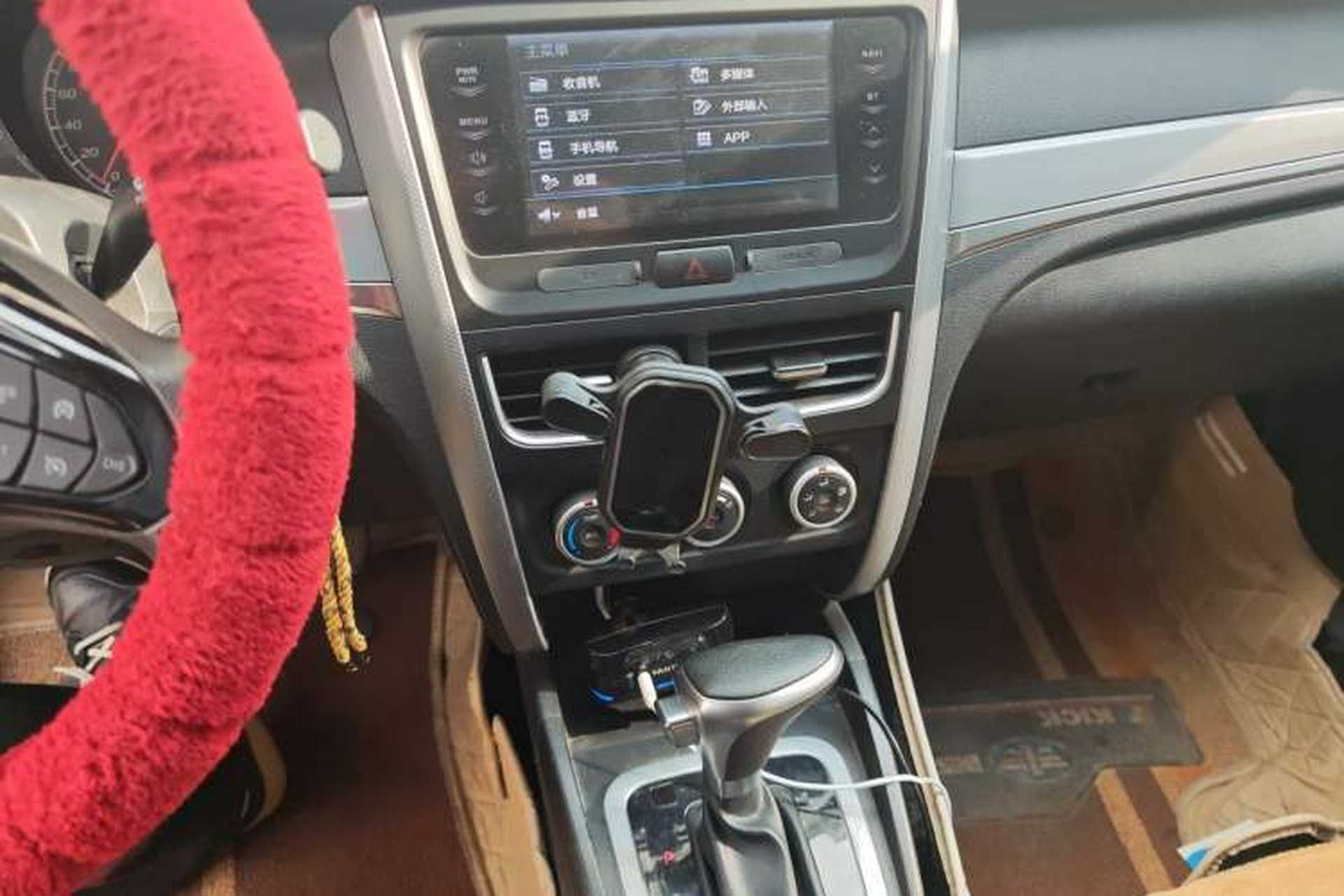 Used Bestune B30 2016 1.6L Automatic Luxury Model Audio And AC Panel