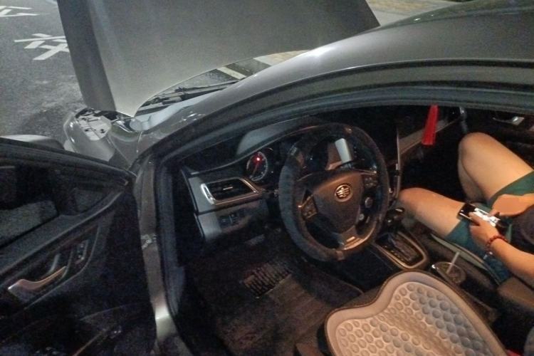Used Bestune B30 2016 1.6L Automatic Premium Edition Driver Seat