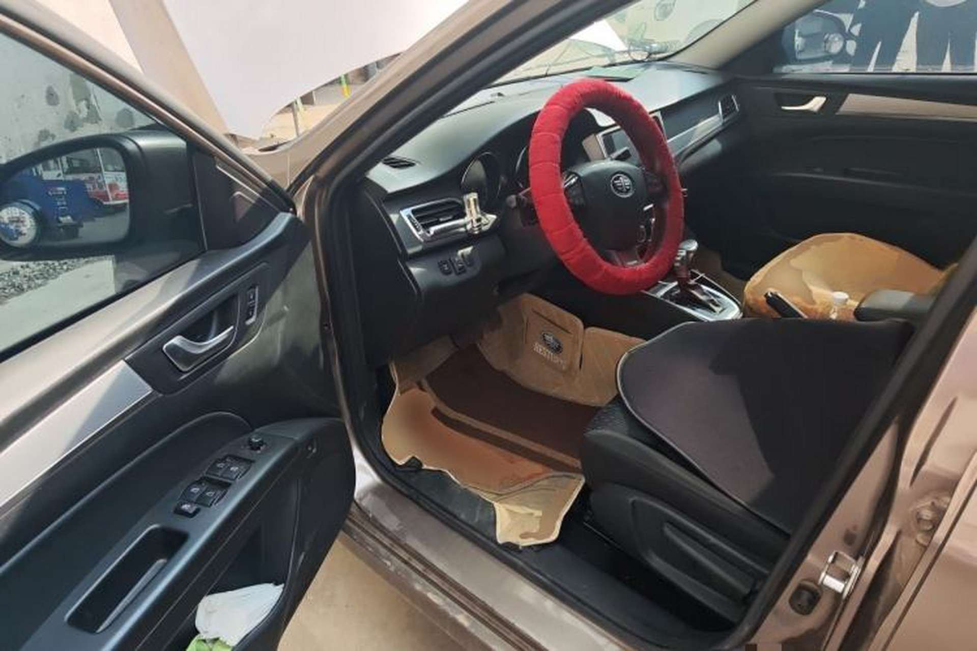Used Bestune B30 2016 1.6L Automatic Luxury Model Driver Seat