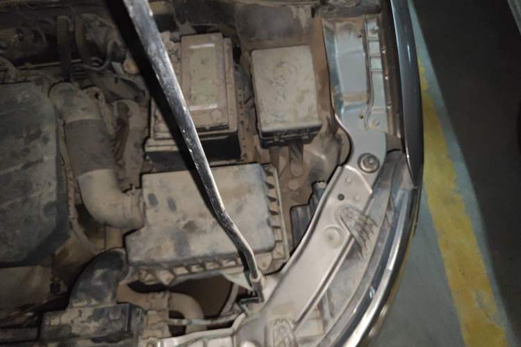 Used Bestune B30 2016 1.6L Automatic Luxury Model Engine Bay Left