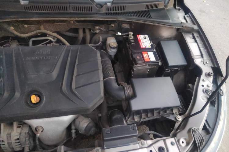 Used Bestune B30 2016 1.6L Automatic Premium Edition Engine Bay Left