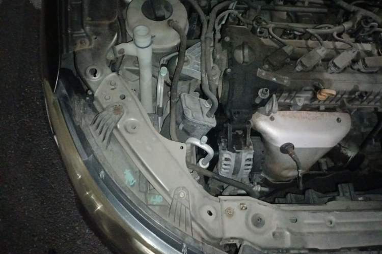 Used Bestune B30 2016 1.6L Automatic Premium Edition Engine Bay Right