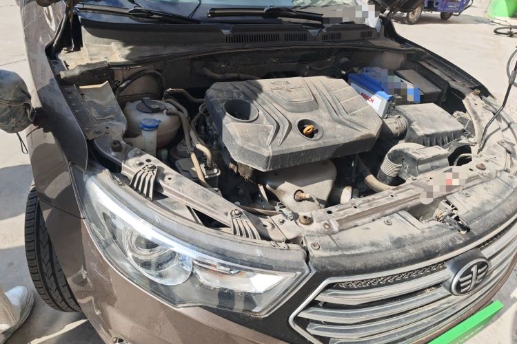 Used Bestune B30 2016 1.6L Automatic Luxury Model Engine Bay Right