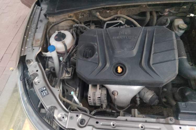 Used Bestune B30 2016 1.6L Automatic Premium Edition Engine Bay Right