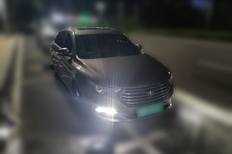 Used Bestune B30 2016 1.6L Automatic Premium Edition Front Right 45 Deg