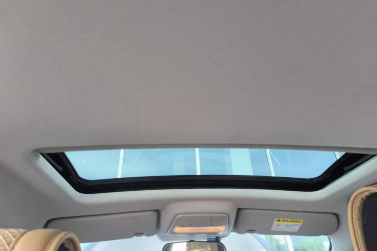 Used Bestune B30 2016 1.6L manual luxury version Headliner